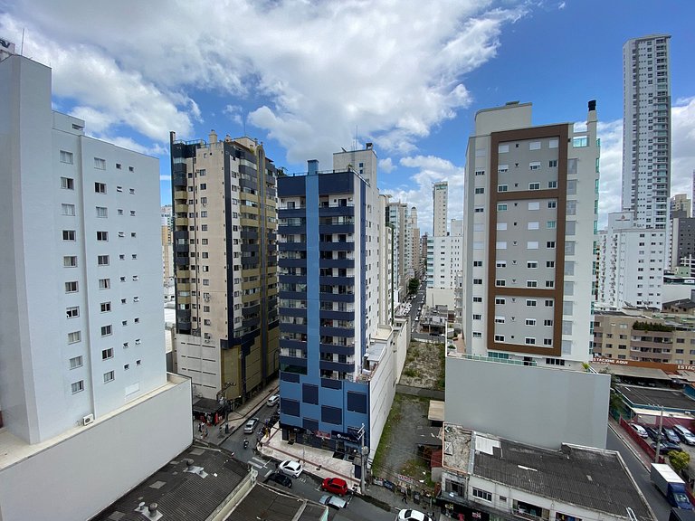 BK83 - 2 Dorm Climatizados, Garagem, Próx Calçadão
