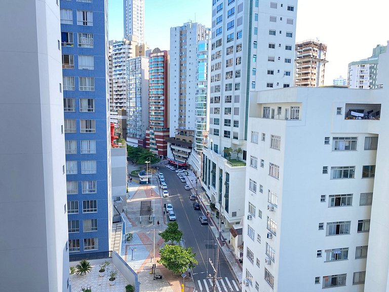 CNC72 - Av Atlântica, Climatizado, 3 Dorm