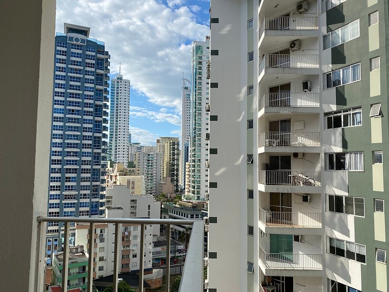 CRM18 - 3 Dorm, Climatizado, TV Smart, Garagem
