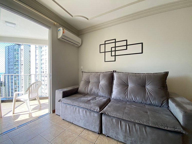 PRG82 - Climatizado, 3 Dorm, Próx Av Brasil, Amplo