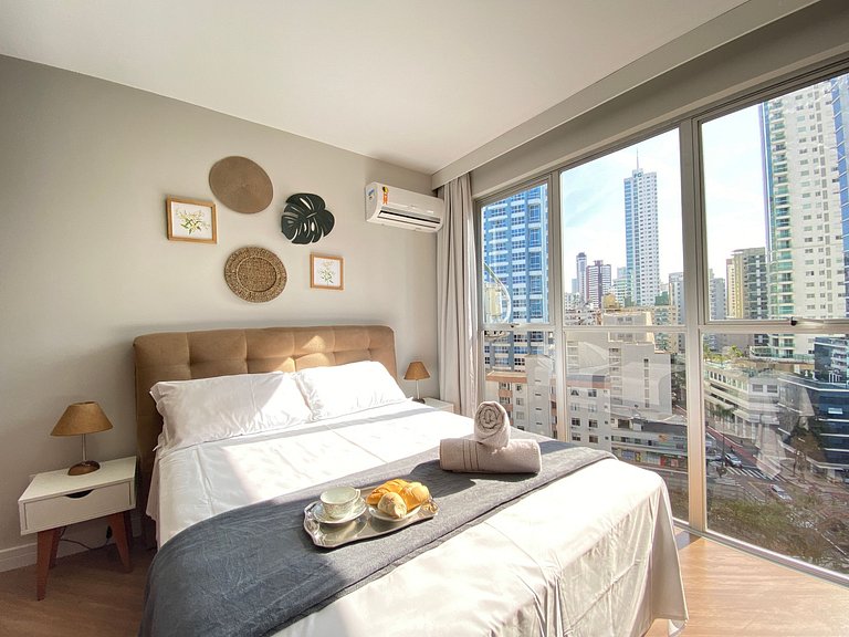 PRG82 - Climatizado, 3 Dorm, Próx Av Brasil, Amplo