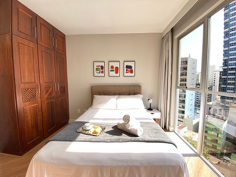 PRG82 - Climatizado, 3 Dorm, Próx Av Brasil, Amplo