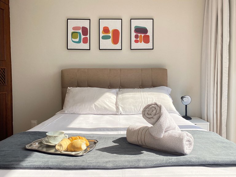 PRG82 - Climatizado, 3 Dorm, Próx Av Brasil, Amplo