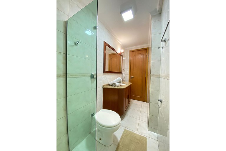 PRG82 - Climatizado, 3 Dorm, Próx Av Brasil, Amplo