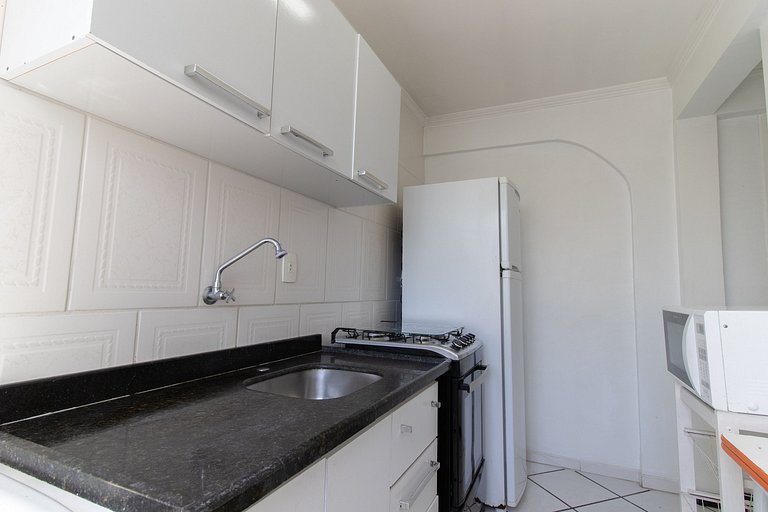 CLR82 - Calçadão, 1 Dorm Climatizado, Garagem