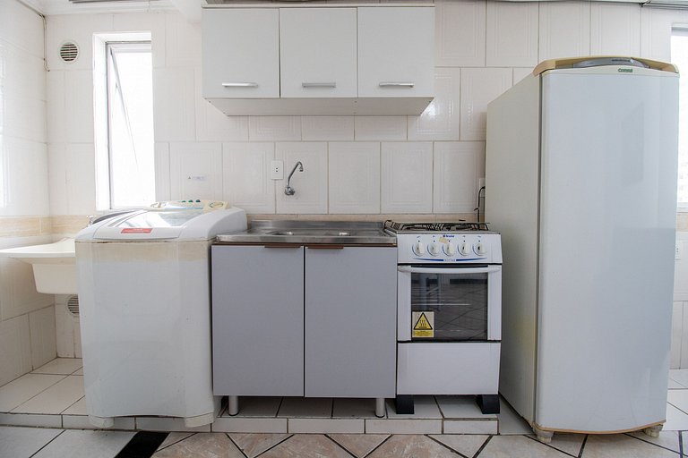 CLR81 - Calçadão, 1 Dorm Climatizado, Garagem