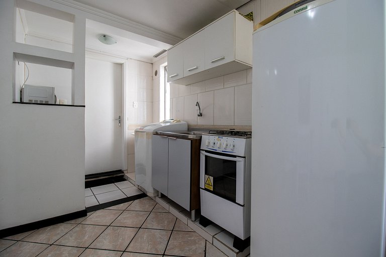 CLR81 - Calçadão, 1 Dorm Climatizado, Garagem