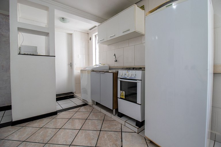 CLR81 - Calçadão, 1 Dorm Climatizado, Garagem