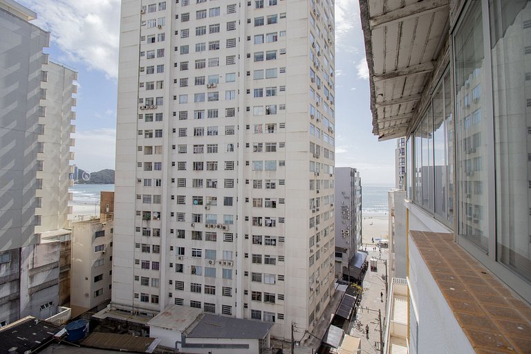 CLR81 - Calçadão, 1 Dorm Climatizado, Garagem