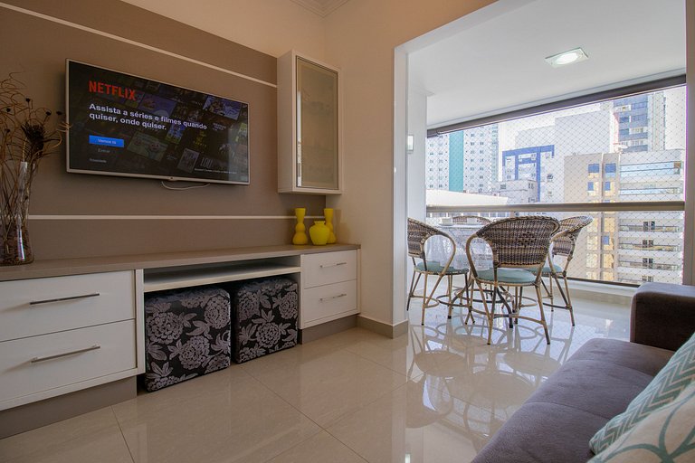 LBT121 - Churrasq, Sacada, Av. Brasil, Climatizado