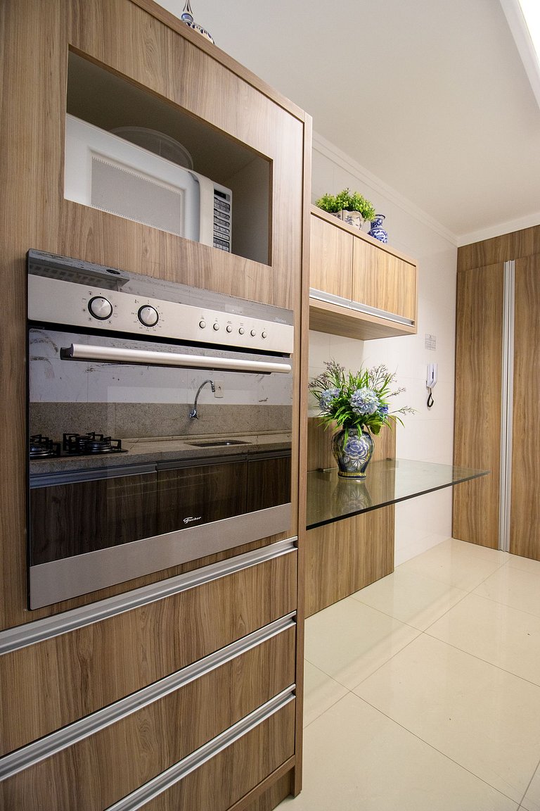 PRG23 - Garagem, 4 Dorm, Próx Shopping Atlântico