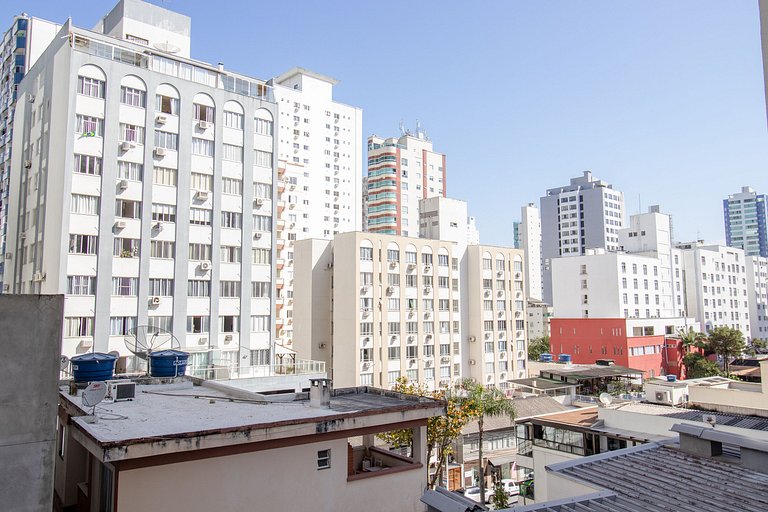 PRG23 - Garagem, 4 Dorm, Próx Shopping Atlântico