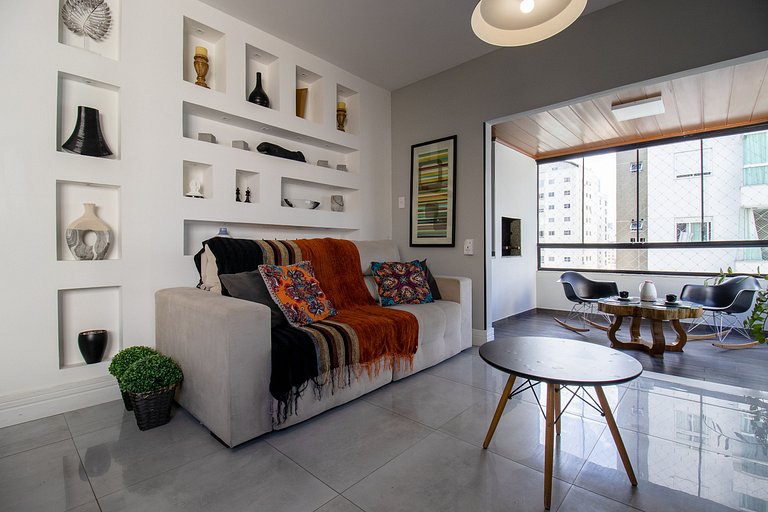 DGE92 - Elegante, 2 Dorm, Churrasqueira na Sacada