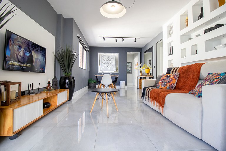 DGE92 - Elegante, 2 Dorm, Churrasqueira na Sacada