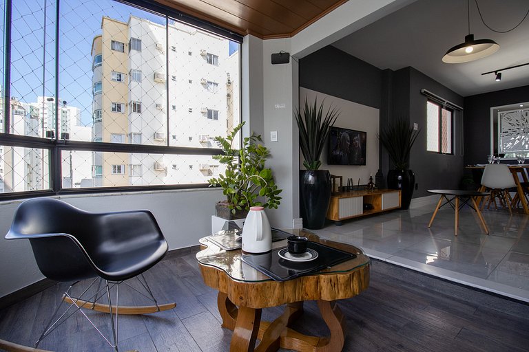 DGE92 - Elegante, 2 Dorm, Churrasqueira na Sacada