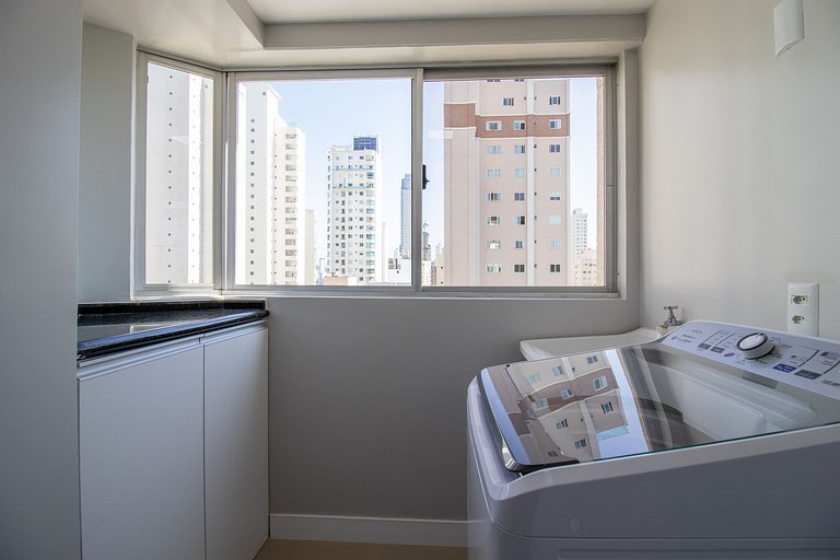 LUG143B - Próx a Roda Gigante, 2 Dorm, Climatizado