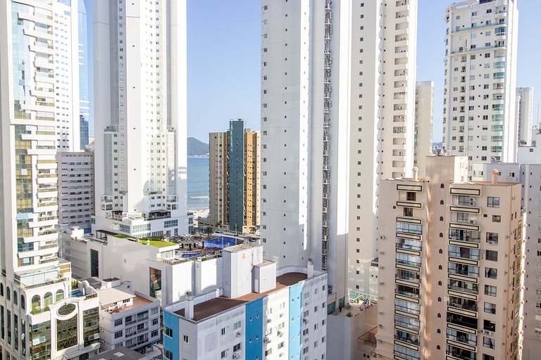 LUG143B - Próx a Roda Gigante, 2 Dorm, Climatizado
