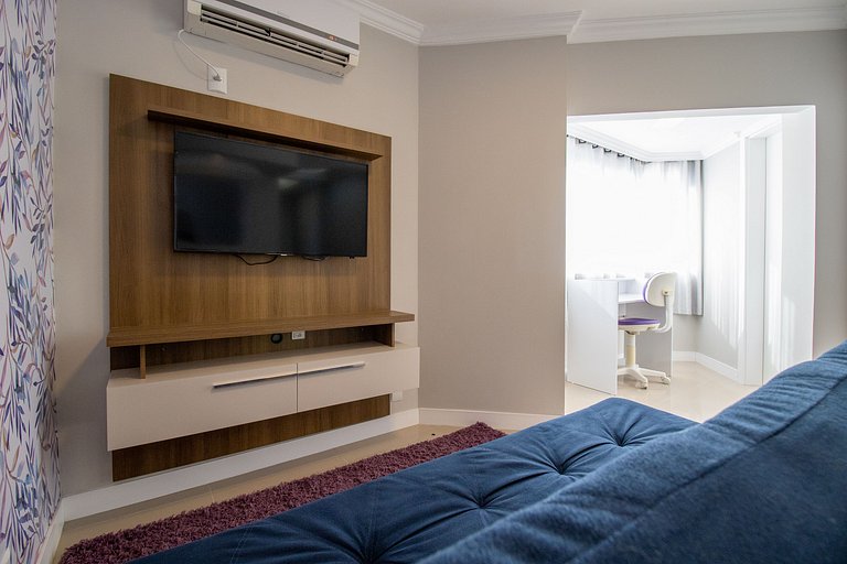 LUG143B - Próx a Roda Gigante, 2 Dorm, Climatizado