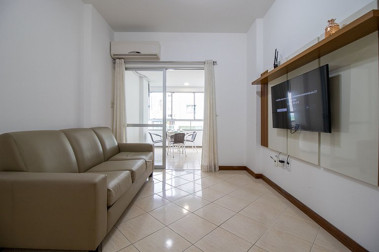 MNT51 - Churrasq, Climatizado, 2 Dorm, Garagem