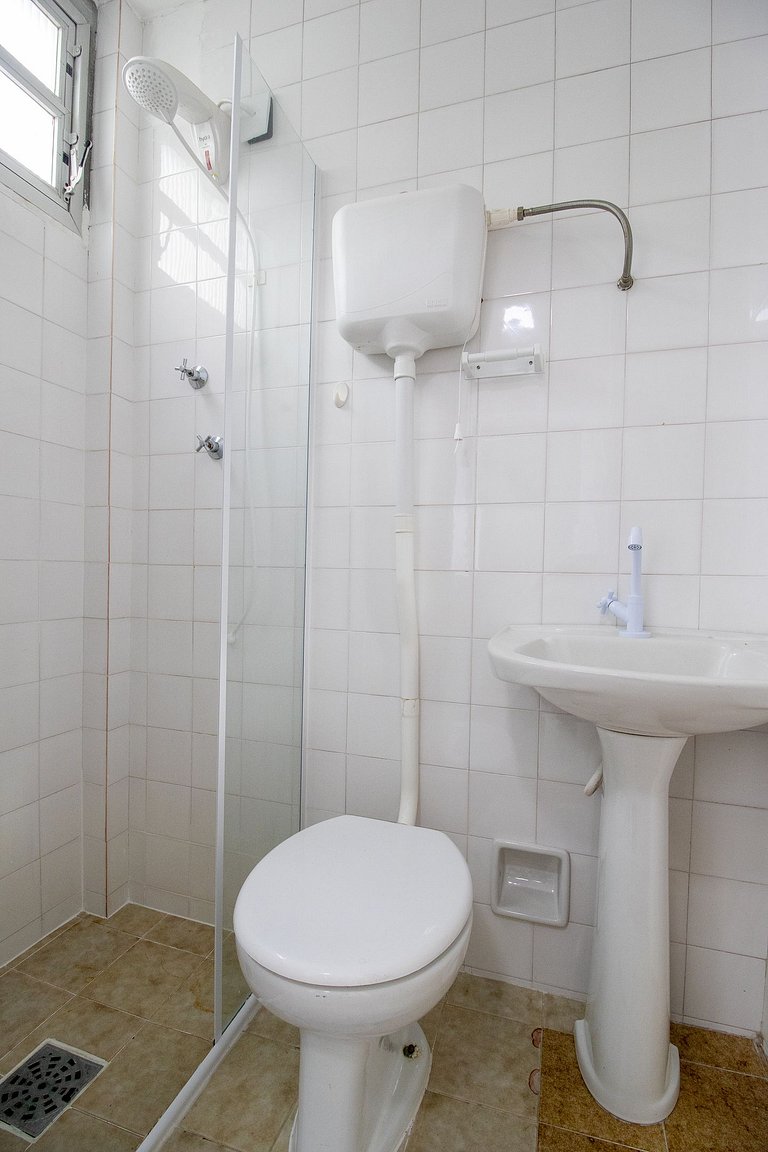 STH52 - Quadra Mar, 4 Dorm, Centro, Climatizado