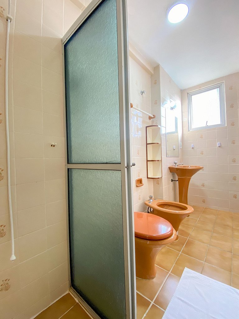 PRG111 - 4 Dorm, Climatizado, Próx a Av. Brasil