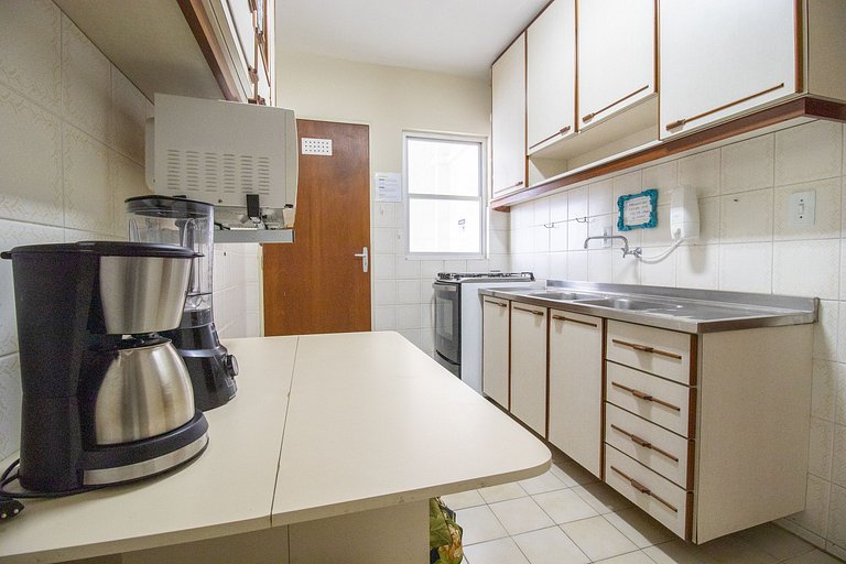 PRG111 - 4 Dorm, Climatizado, Próx a Av. Brasil