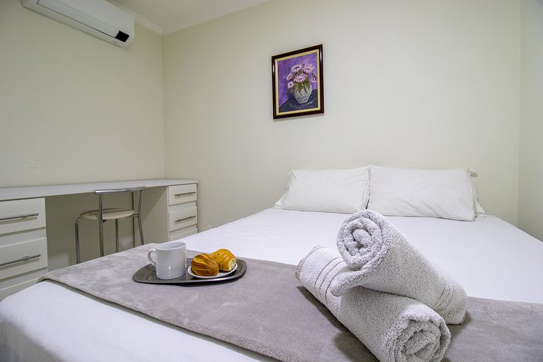 APU24 - Esq com Av Atlântica, 4 Dorm, Climatizado