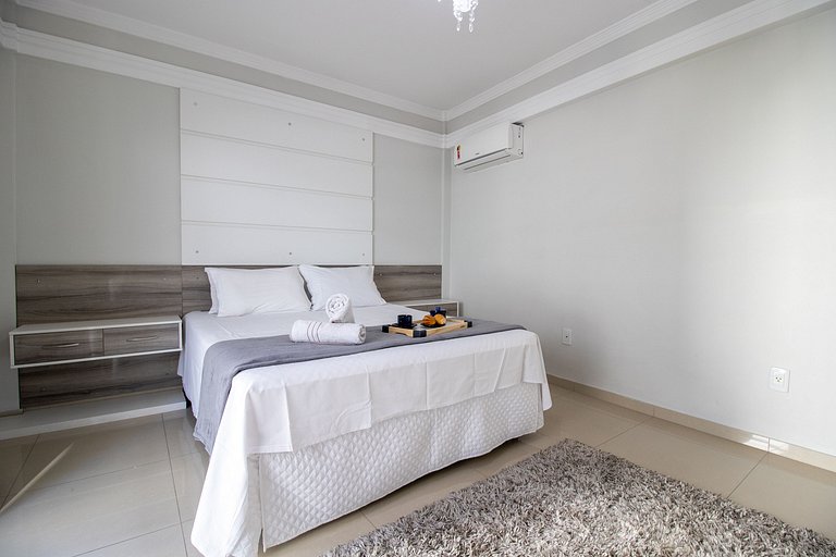 MAU21 - Av. Brasil. 3 Dorm, Climatizado, Churrasq