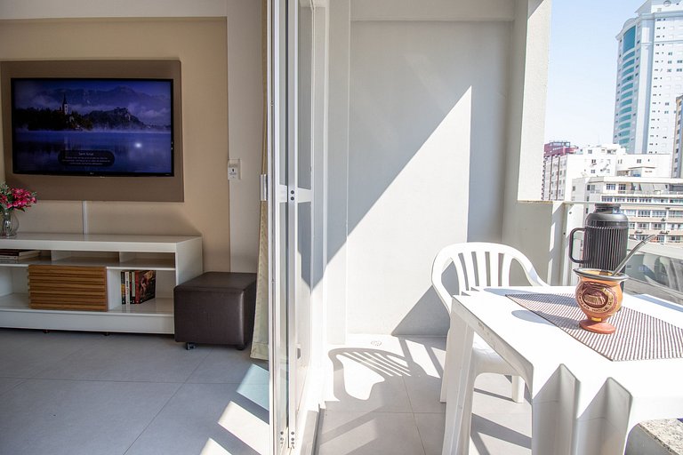 MY72 - Próx ao Calçadão, Climatizado, TV Smart