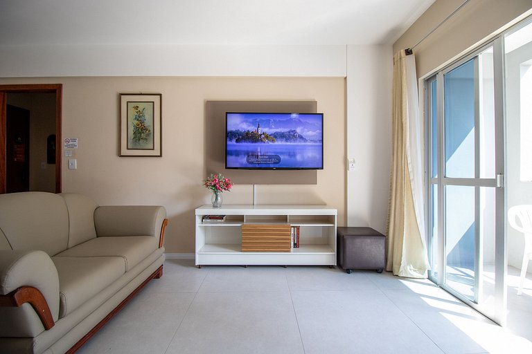 MY72 - Próx ao Calçadão, Climatizado, TV Smart