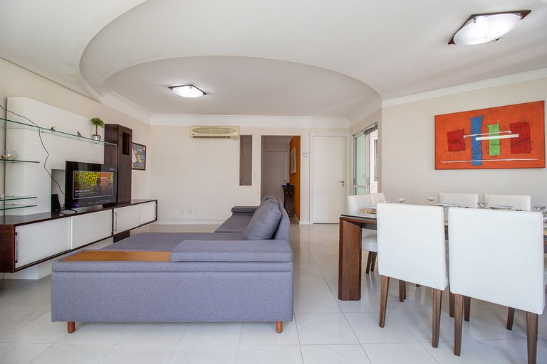 BV92 - Climatizado, 3 Dorm, Churrasq, 2 Garagens