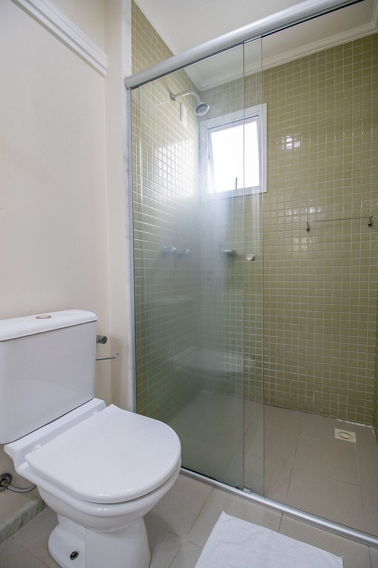 BV92 - Climatizado, 3 Dorm, Churrasq, 2 Garagens