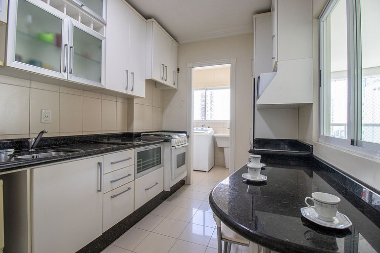 BV92 - Climatizado, 3 Dorm, Churrasq, 2 Garagens