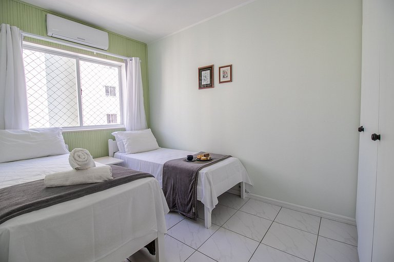 MRF74 - Churrasqueira, Quadra Mar, Garagem, 2 Dorm