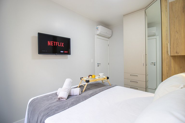 JDF33 - Quadra Mar, 1 Dorm, Rua 1200, Climatizado