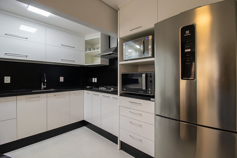 JDF33 - Quadra Mar, 1 Dorm, Rua 1200, Climatizado