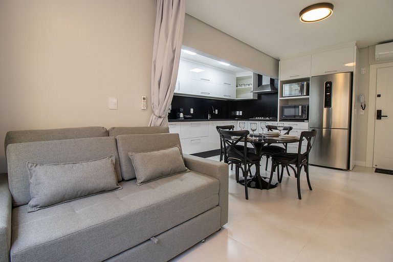 JDF33 - Quadra Mar, 1 Dorm, Rua 1200, Climatizado