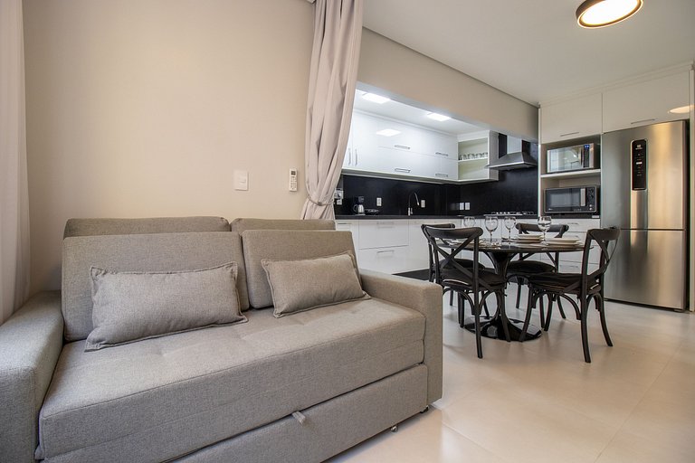 JDF33 - Quadra Mar, 1 Dorm, Rua 1200, Climatizado