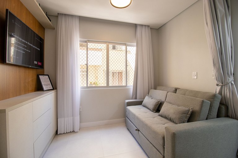 JDF33 - Quadra Mar, 1 Dorm, Rua 1200, Climatizado