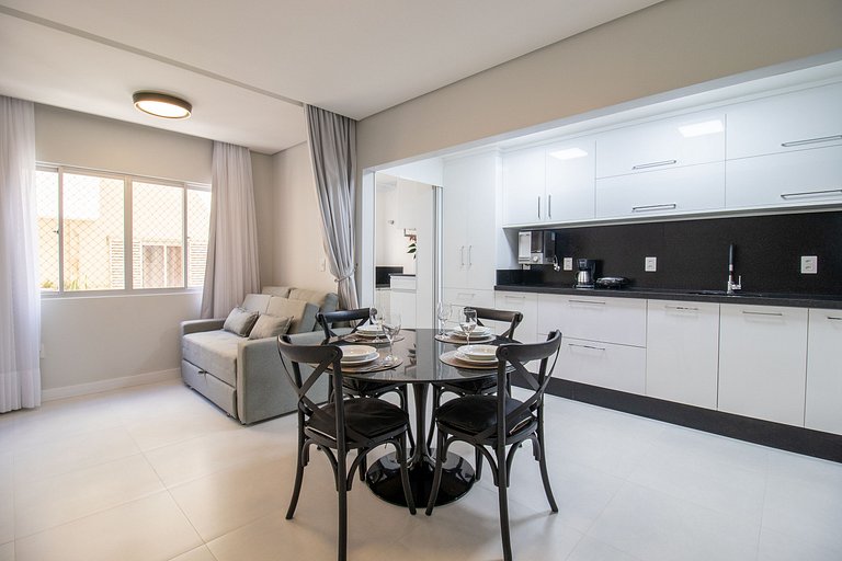JDF33 - Quadra Mar, 1 Dorm, Rua 1200, Climatizado