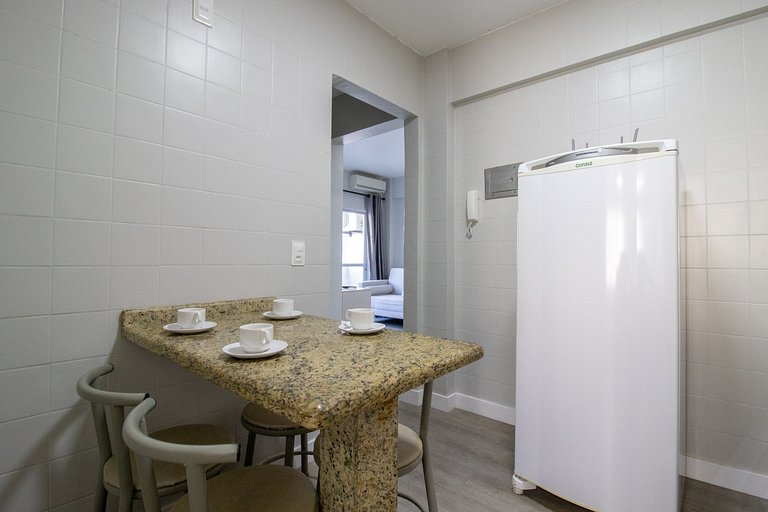 PIT62 - 2 Dorm, Aconchegante, Garagem, Central