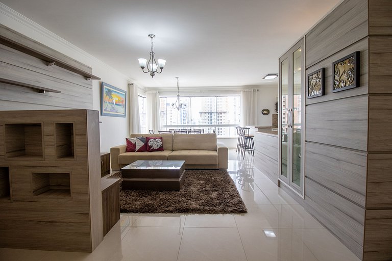 CHD141 - Churrasq, 3 Dorm, Climatizado, 2 Garagens