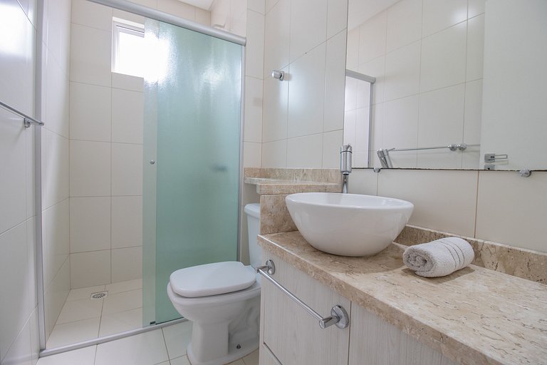 CHD141 - Churrasq, 3 Dorm, Climatizado, 2 Garagens