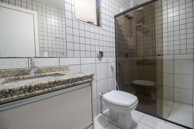 BOR41 - Quadra Mar, 4 Dorm, 2 Garagens, Churrasq.