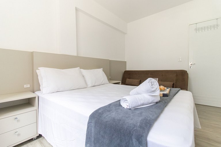 STH81 - Quadra Mar, Central, Churrasqueira, 3 Dorm