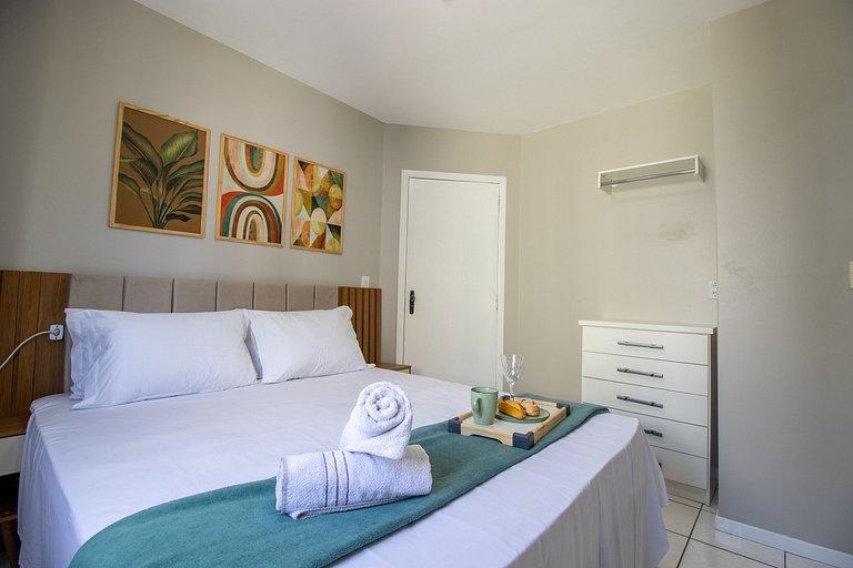 CB62 - Duplex, 4 Dorm Climatizados, Churrasqueira