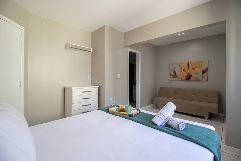 CB62 - Duplex, 4 Dorm Climatizados, Churrasqueira
