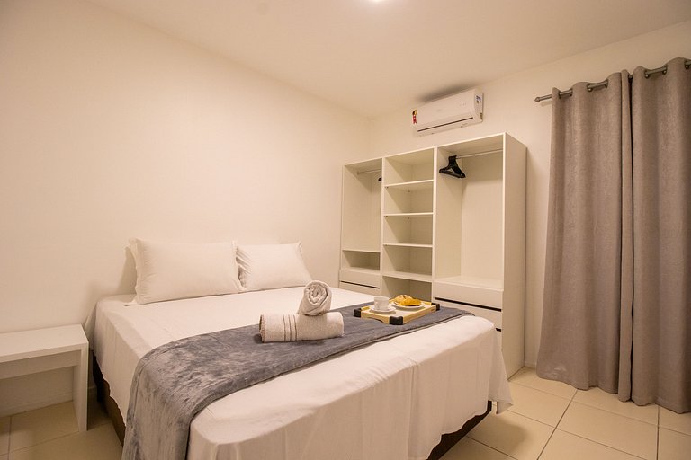 JOA24 - 2 Dorm, Totalmente Climatizado, Garagem