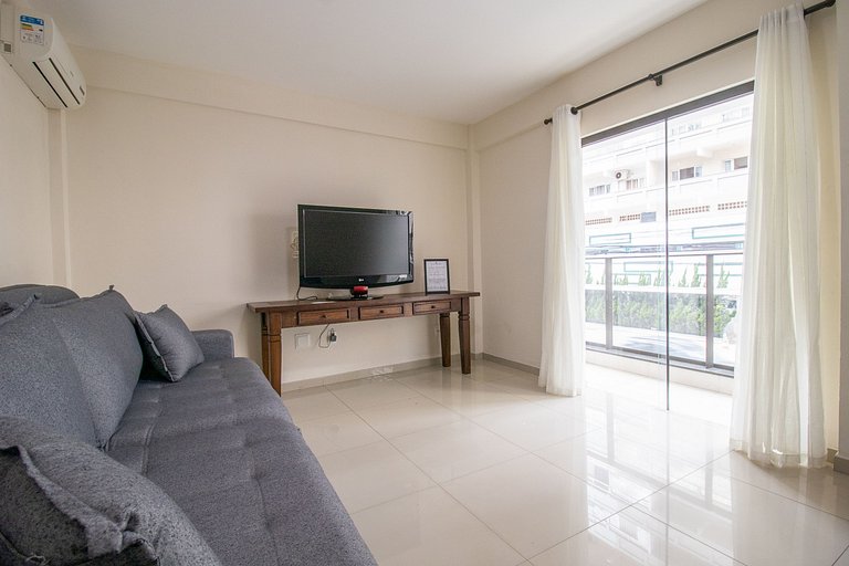 MAU11 - Av. Brasil, Churrasq, 3 Dorm, Climatizado