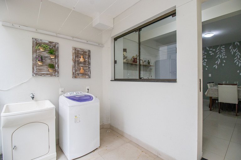 MAU11 - Av. Brasil, Churrasq, 3 Dorm, Climatizado